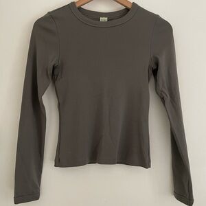 Flore Flore long-sleeve Max Tee in Charcoal